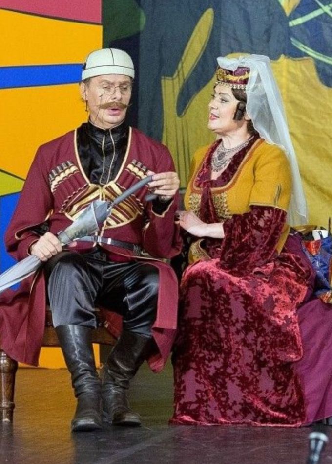 Ханума.